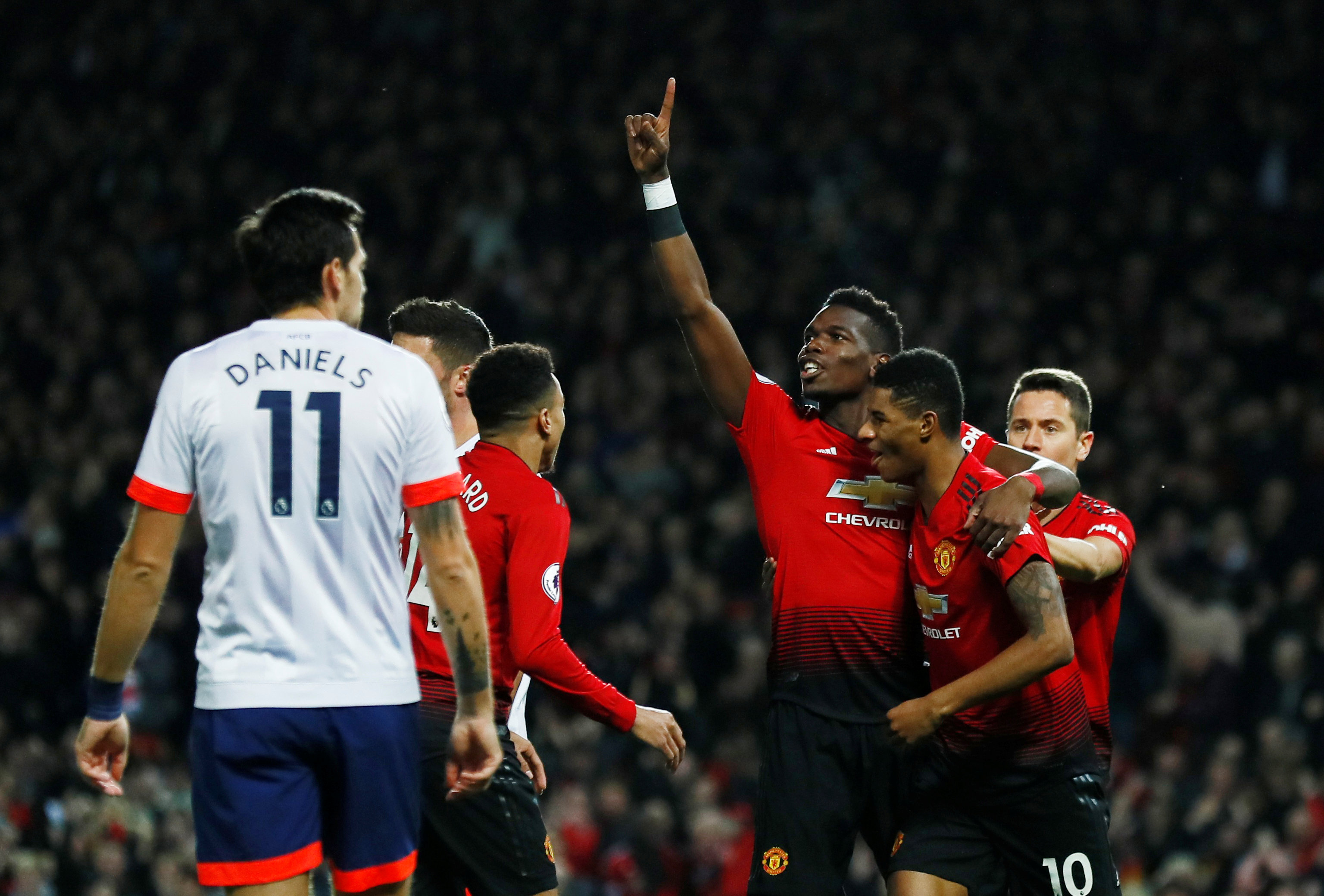 色卻要求他 色卻要求他